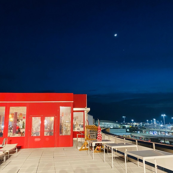 Meet your Posher, Sophie - Picture 4 of 6